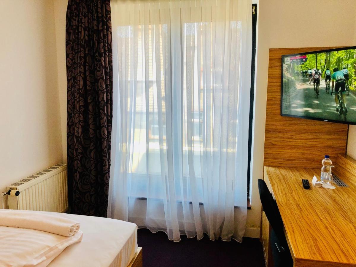 Park Hotel Theater Moenchengladbach Екстер'єр фото